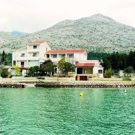 Bed And Breakfast Miramar Starigrad Paklenica Esterno foto