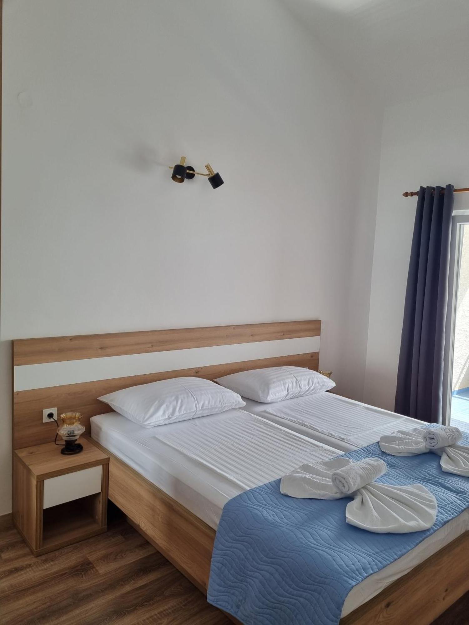 Bed And Breakfast Miramar Starigrad Paklenica Esterno foto