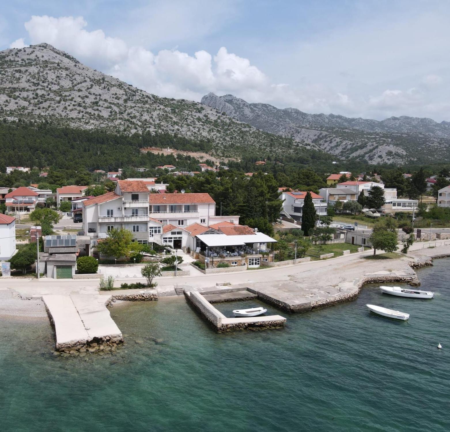 Bed And Breakfast Miramar Starigrad Paklenica Esterno foto