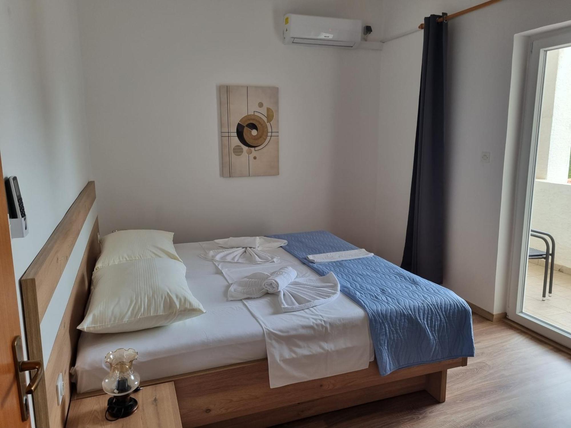 Bed And Breakfast Miramar Starigrad Paklenica Esterno foto